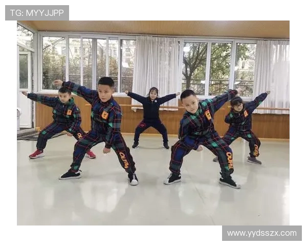 南京街舞队战术表现数据分析揭示团队协作与个人技巧的完美结合