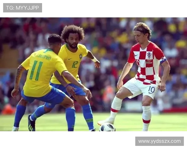 巴西与克罗地亚上半场精彩对决分析与战术解析
